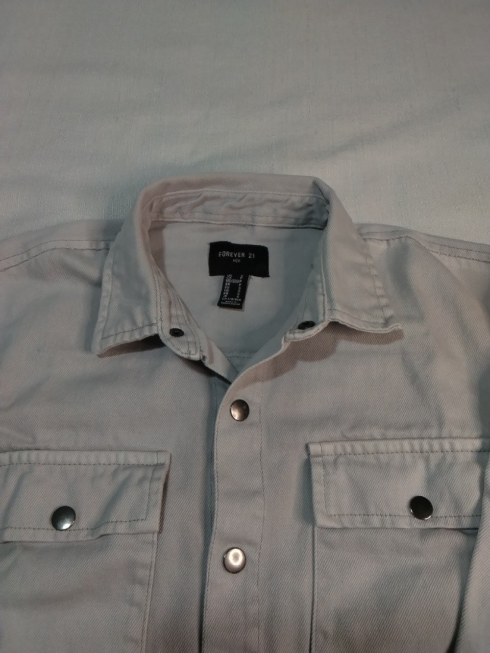 Forever 21 Men Off-White Button-Up Utility Shirt Denim Shacket Sz S Snap Button.